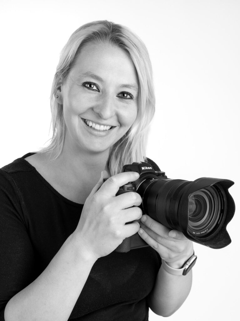 Portrait von Katharina Meier, Fotografin für Neugeborene und Familien in Donauwörth